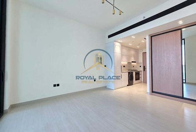 98693859 - صورة العقار 2