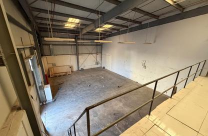 Warehouse - Studio - 1 for rent in Umm Al Thuoob - Umm Al Quwain