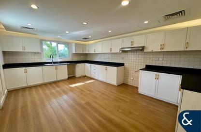 Villa - 4 - 4 for rent in Meadows 6 - Meadows - Dubai