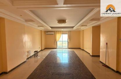 Apartment - 3 Bedrooms - 3 Bathrooms for rent in Al Rashidiya Towers - Al Rashidiya - Ajman Downtown - Ajman