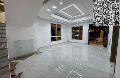 Villa - 4 - 6 for sale in Al Helio 1 - Al Helio - Ajman