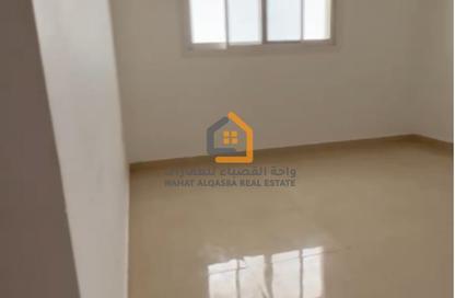 Apartment - 1 Bedroom - 2 Bathrooms for rent in Al Qulaya'ah - Al Sharq - Sharjah