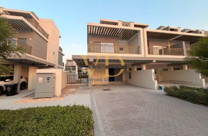 Townhouse - 4 - 4 for rent in Camelia - Damac Hills 2 - Dubai Townhouse - 4 - 4 for rent in Camelia - Damac Hills 2 - Dubai