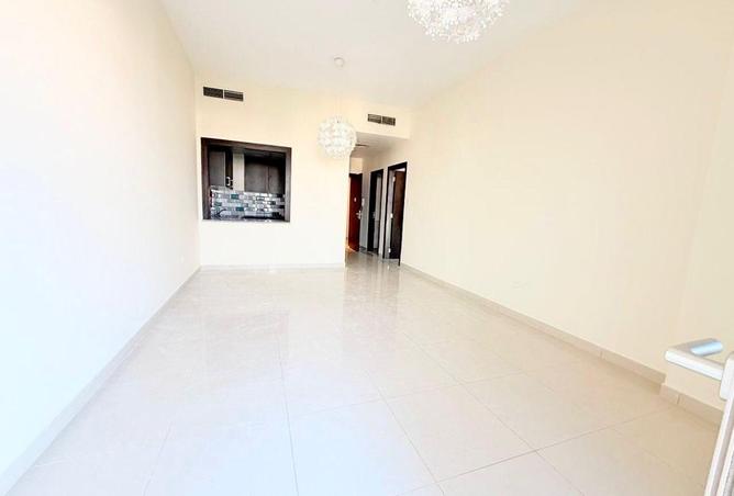 83669855 - Property Image 2