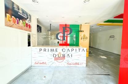 Retail - Studio - 1 for rent in Bay Central Tower East - Bay Central - Dubai Marina - Dubai