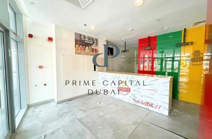 Retail - Studio - 1 for rent in Bay Central Tower East - Bay Central - Dubai Marina - Dubai