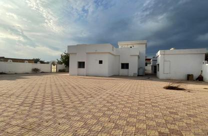 Villa - 7+ Bedrooms - 7 Bathrooms for rent in Al Uraibi - Ras Al Khaimah