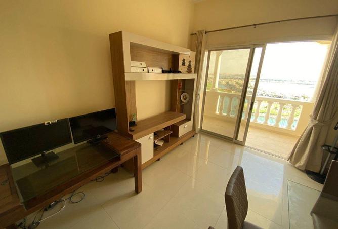 73866198 - Property Image 2