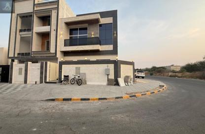 Villa - 4 - 7+ for sale in Al Zaheya Gardens - Al Zahya - Ajman