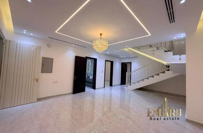 Villa - 5 Bedrooms - 6 Bathrooms for rent in Al Helio 1 - Al Helio - Ajman