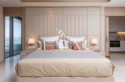 Apartment - 1 - 1 for sale in Five Luxe JBR - Jumeirah Beach Residence - Dubai