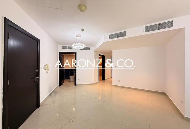 53168164 - Property Image 2