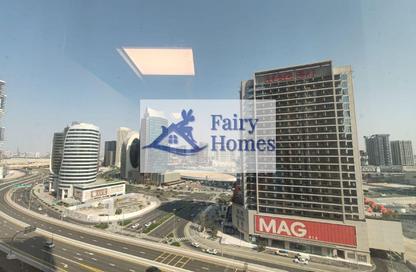 Apartment - 2 Bedrooms - 3 Bathrooms for rent in Burj Al Nujoom - Downtown Dubai - Dubai