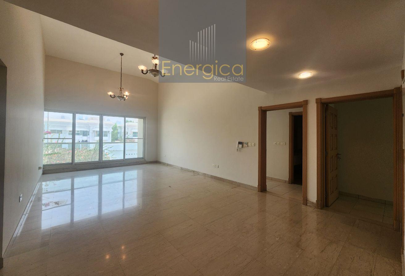 Semi -Detached 5BR Villa | Private Pool | Driver R photo 14