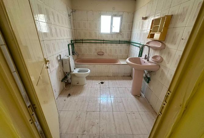121544610 - Property Image 3