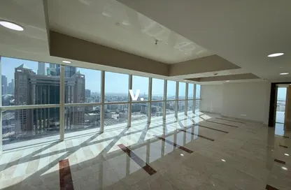 Apartment - 1 Bedroom - 2 Bathrooms for rent in Sama Tower - Sheikh Zayed Road - Dubai