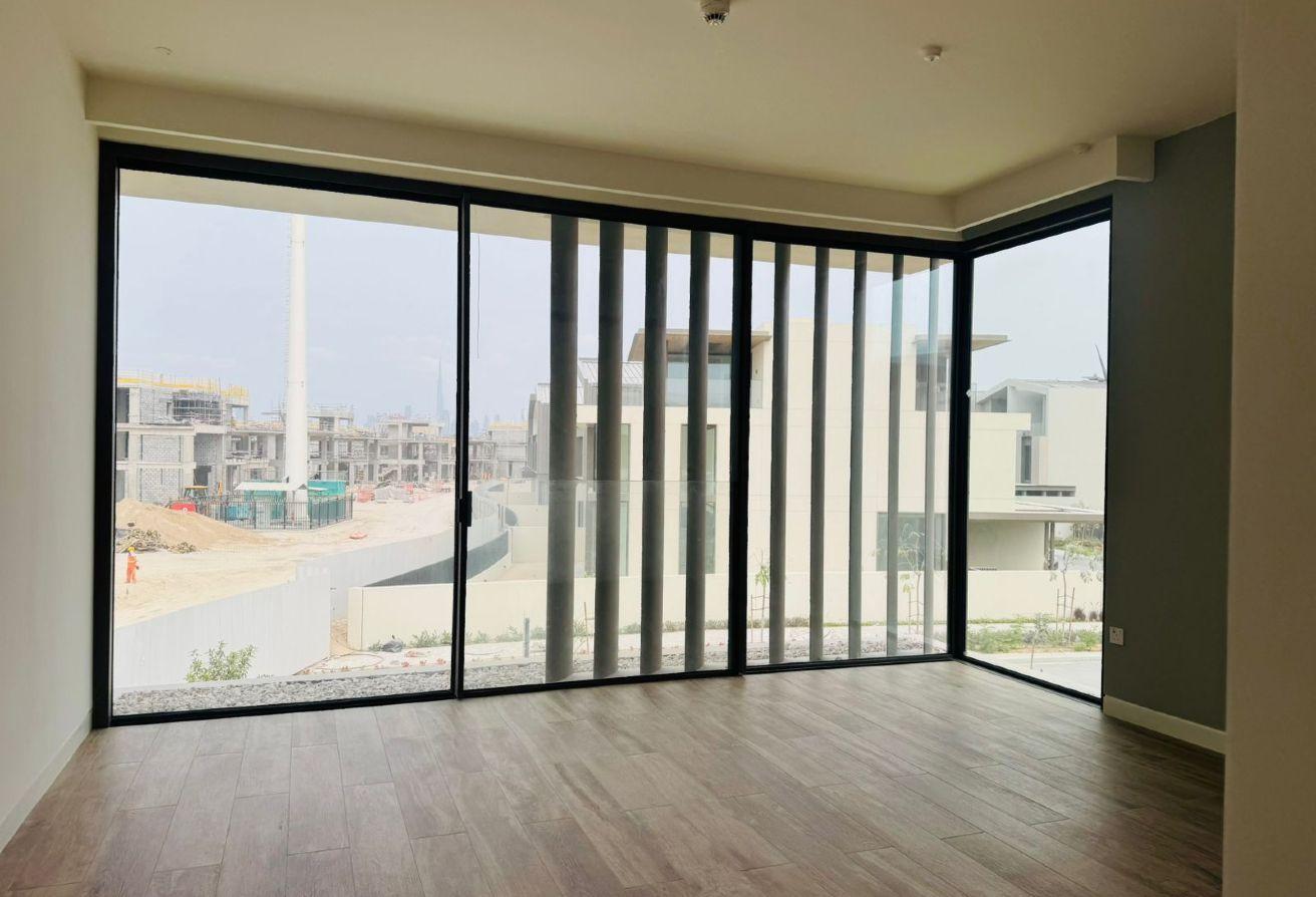 4BR Contemporary Villa | Large Plot | Elevator photo 3
