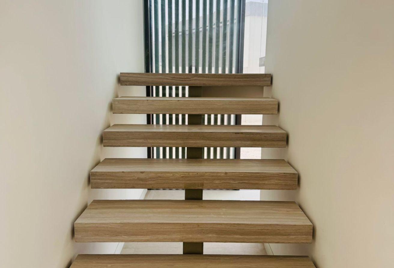 4BR Contemporary Villa | Large Plot | Elevator photo 13