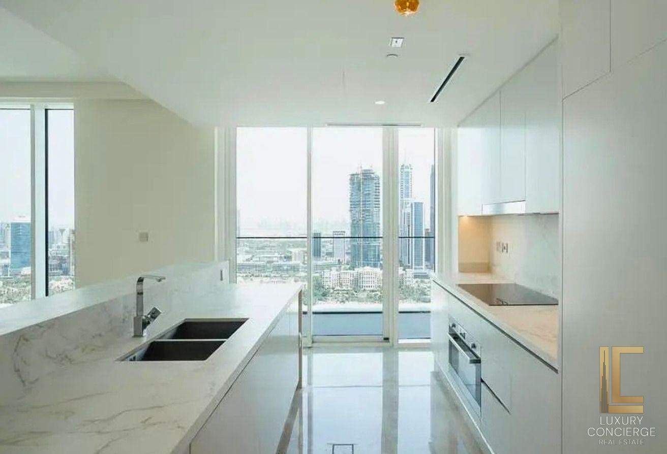 High Floor 4BR | Panoramic Marina and Beach Views photo 5