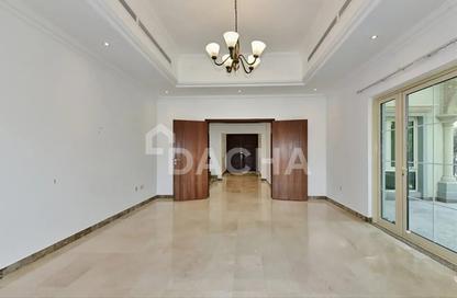 Villa - 4 - 5 for rent in Entertainment Foyer - Mediterranean Clusters - Jumeirah Islands - Dubai