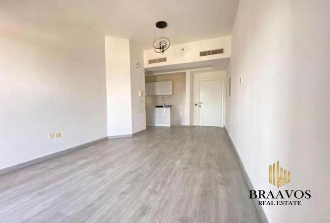 64425244 - Property Image 2