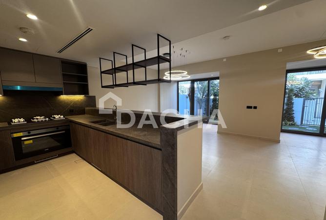 56937773 - Property Image 2