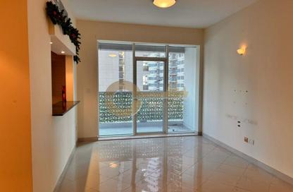 Apartment - 2 - 3 for rent in Hub Canal 2 - Hub Golf View Apartments - Dubai Sports City - Dubai Apartment - 2 - 3 for rent in Hub Canal 2 - Hub Golf View Apartments - Dubai Sports City - Dubai