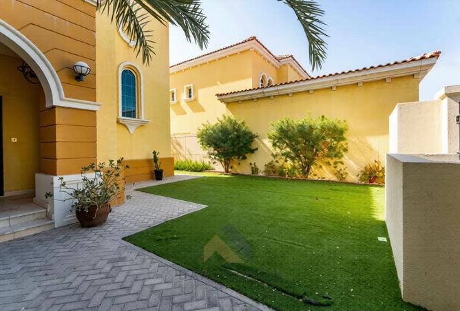 63643220 - Property Main Image