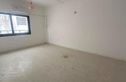 Apartment - 2 Bedrooms - 2 Bathrooms for rent in Abu Shagara building - Abu shagara - Sharjah