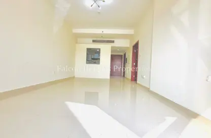 Apartment - 1 Bedroom - 2 Bathrooms for rent in Amna Building - International City Phase 2 - Al Warsan 4 - Al Warsan - Dubai
