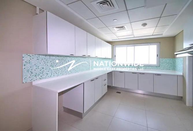 83226790 - Property Image 3