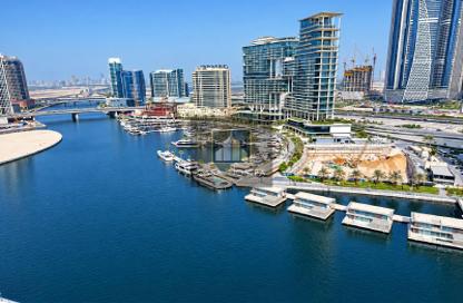 Apartment - Studio - 1 for sale in Waters Edge - Business Bay - Dubai