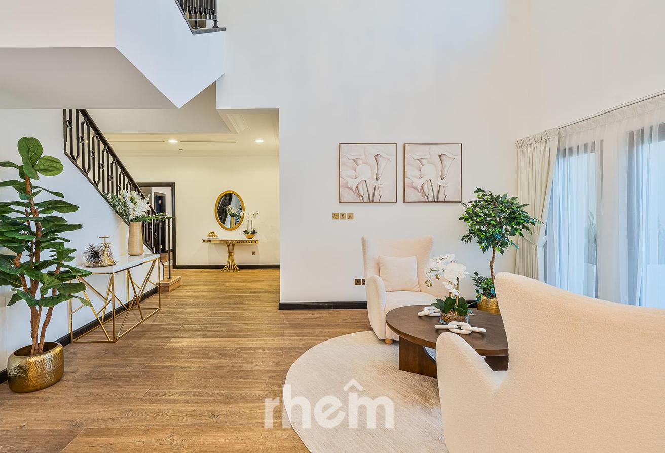 Skyline Oasis | 4-Bed Villa | Canal Cove Living photo 9