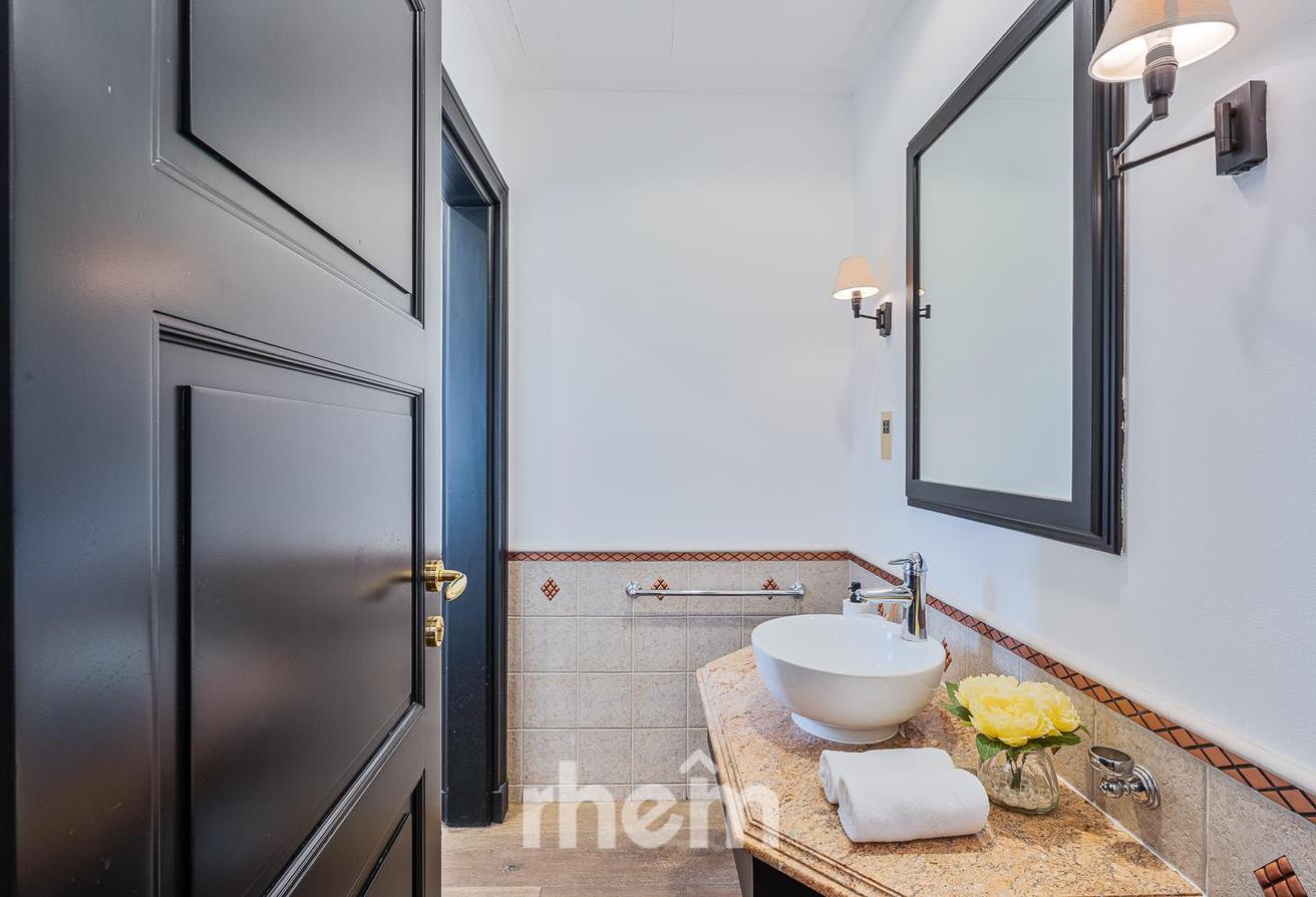 Skyline Oasis | 4-Bed Villa | Canal Cove Living photo 22