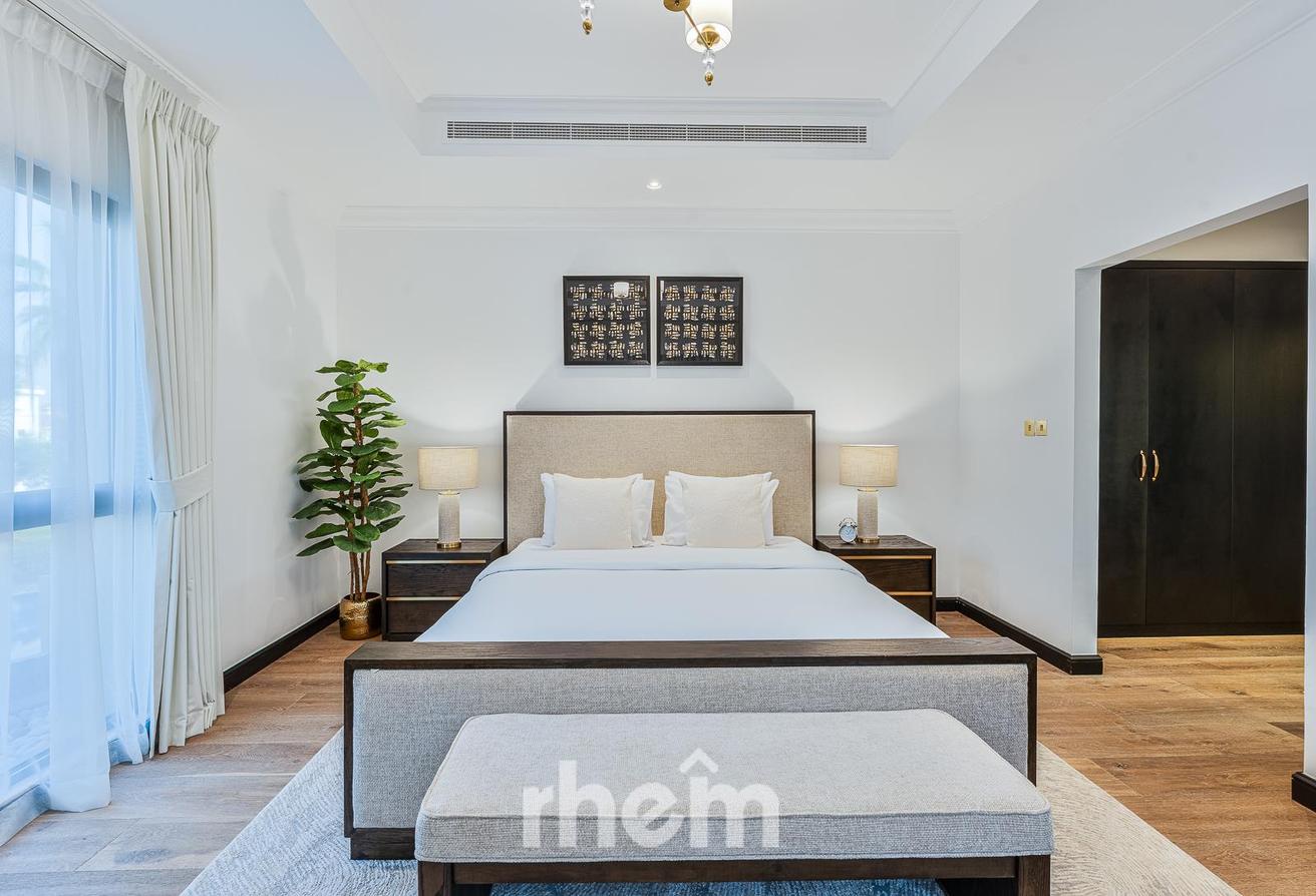 Skyline Oasis | 4-Bed Villa | Canal Cove Living photo 14