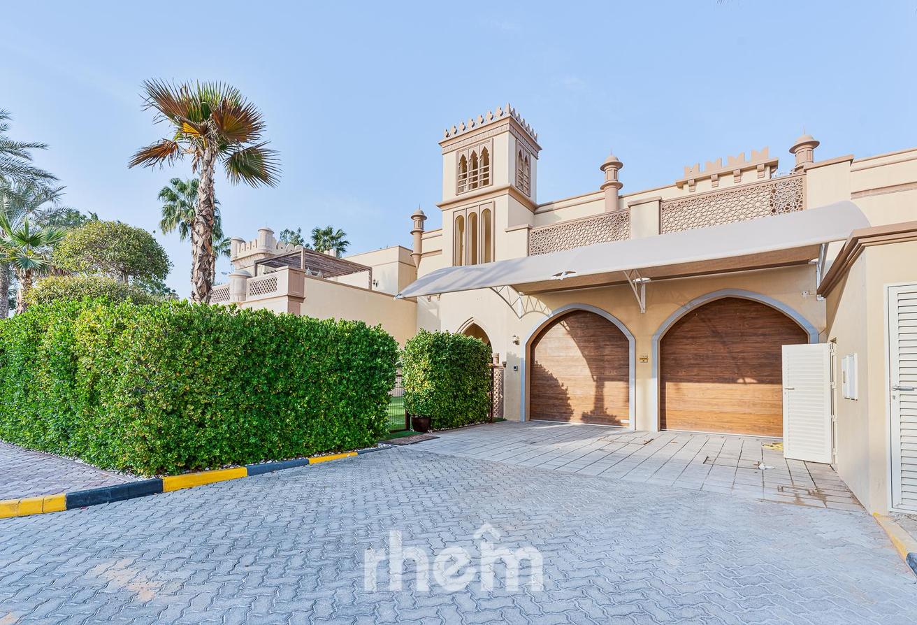 Skyline Oasis | 4-Bed Villa | Canal Cove Living photo 29