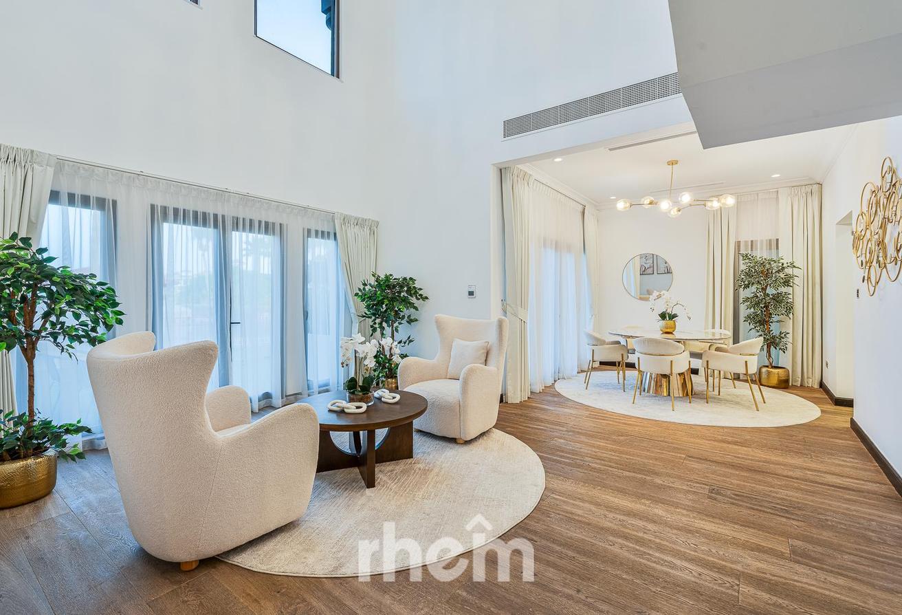 Skyline Oasis | 4-Bed Villa | Canal Cove Living photo 5