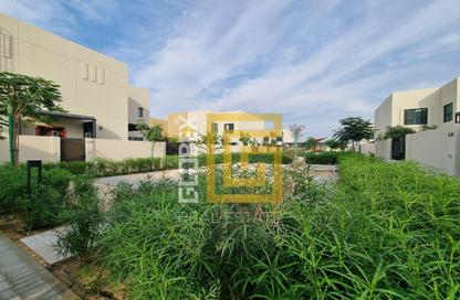 تاون هاوس - 3 غرف نوم - 4 حمامات للبيع في مدينة الشارقة المستدامة - الشارقة