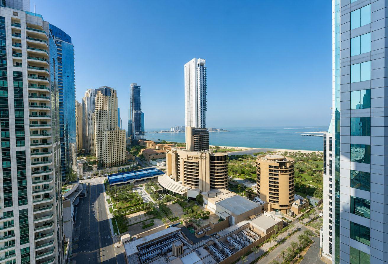 Spacious & Bright 1BR in Botanica Tower photo 9