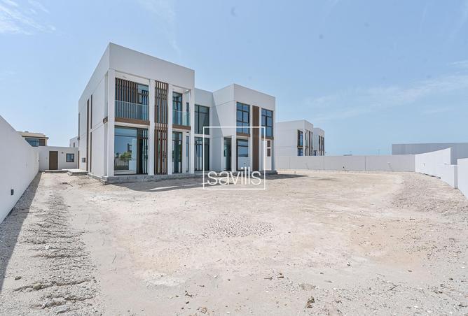5-bed villa in Nad Al Dhabi · Brand new — photo 2