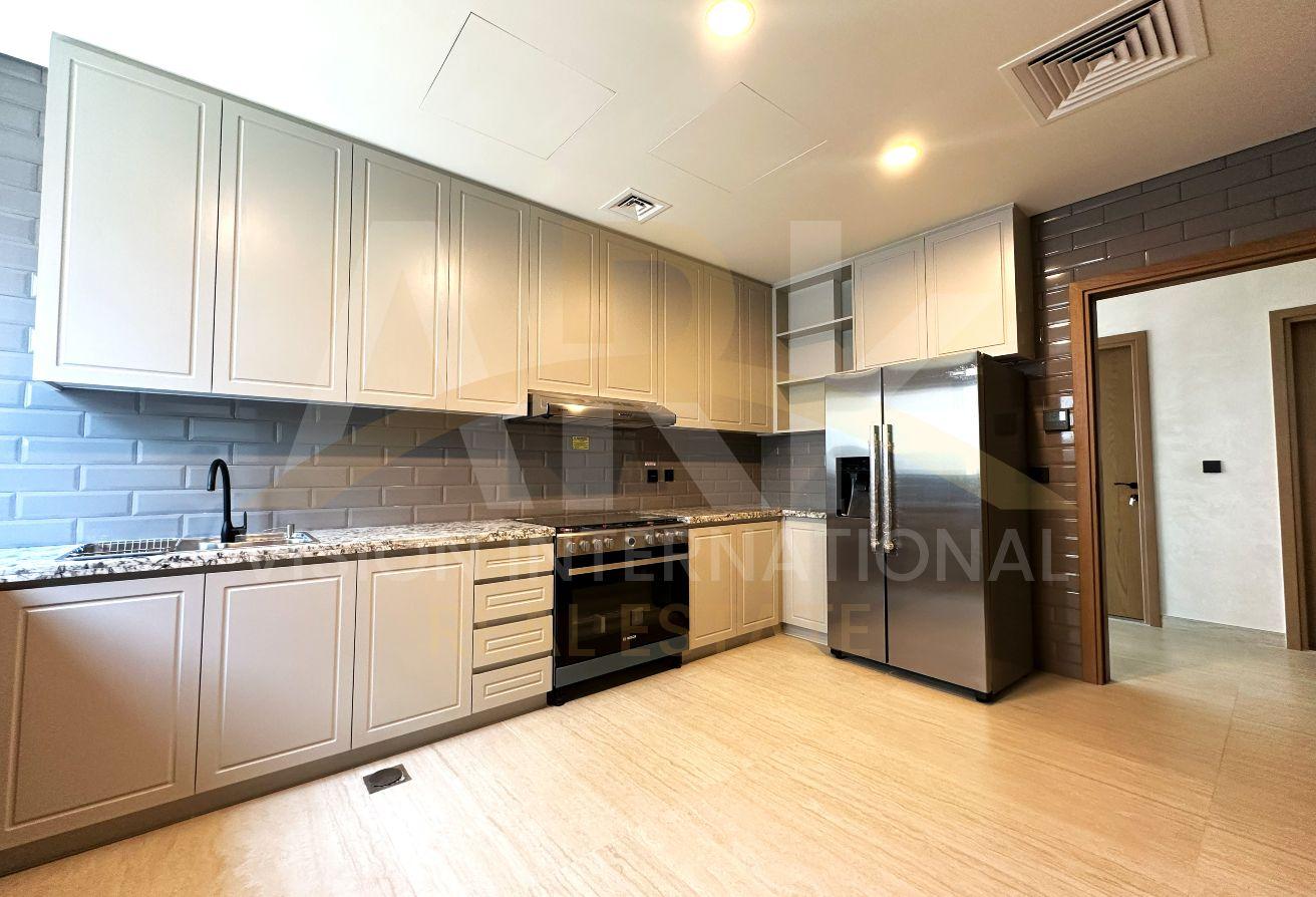 Luxury 6 Bed Villa | Direct Access to the Lagoon photo 5