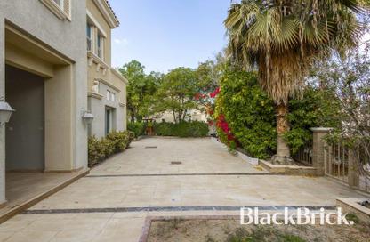 Villa - 6 Bedrooms - 7 Bathrooms for rent in Oliva - Victory Heights - Dubai Sports City - Dubai