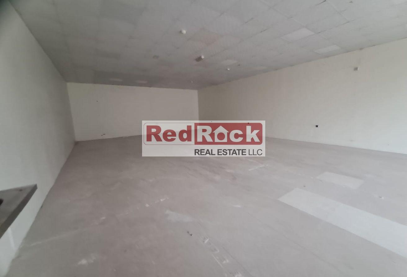 Rare to Find 1000 Sqft Warehouse in Sajaa