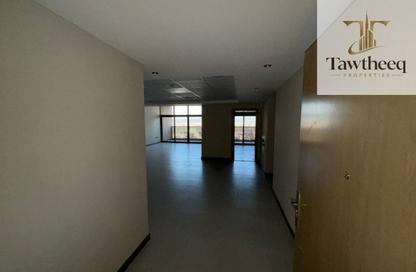 Apartment - 2 - 3 for rent in Corniche Tower - Ajman Corniche Road - Ajman