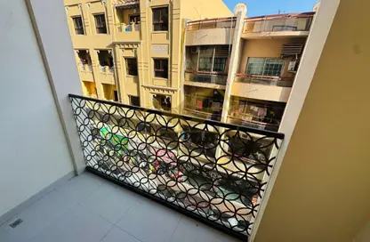 Apartment - 1 Bedroom - 2 Bathrooms for rent in Al Souk Al Kabeer Street - Al Souk Al Kabeer - Bur Dubai - Dubai
