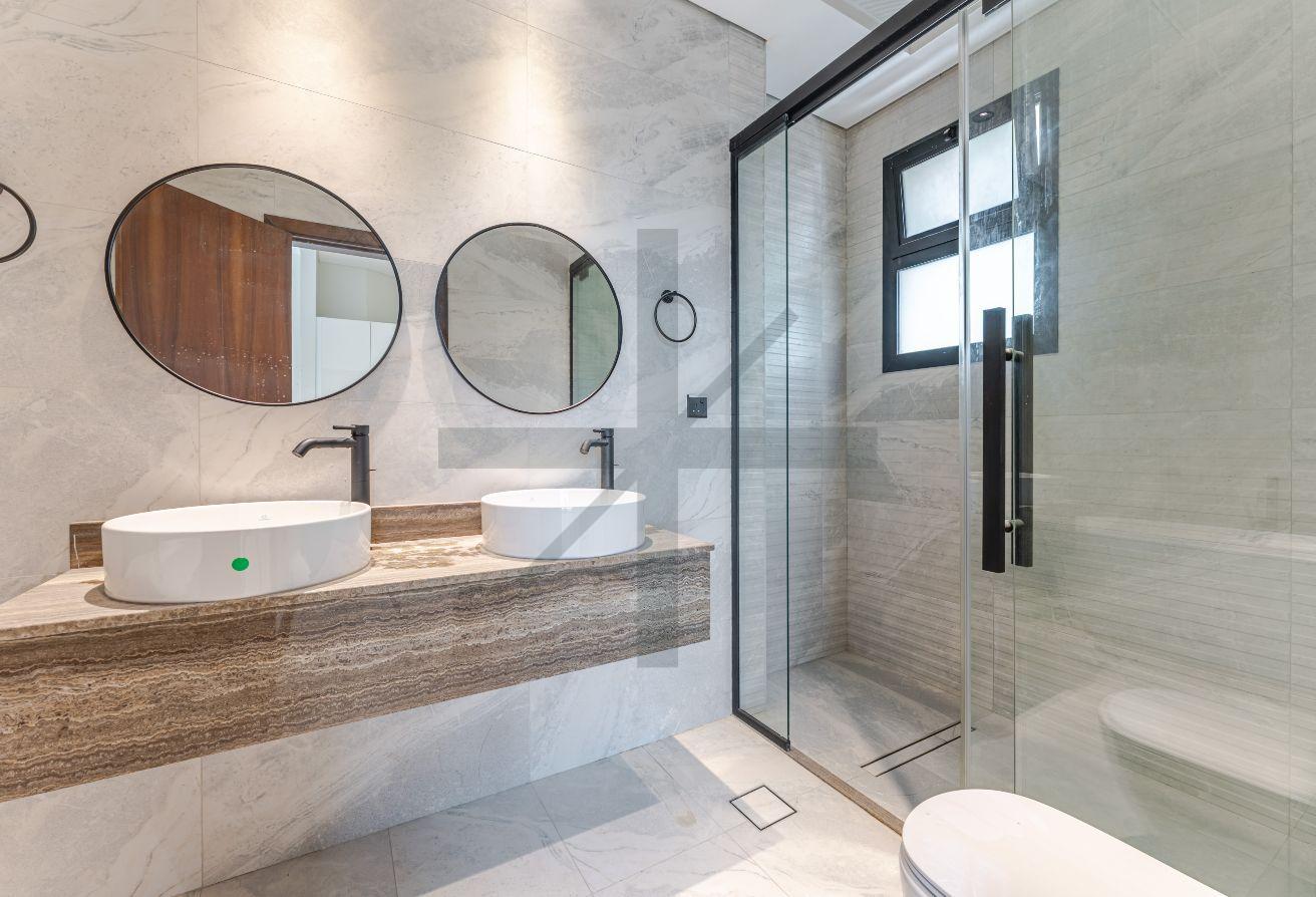 UPGRADED 6BR+MAID | PRIVATE POOL | ELEVATOR photo 10