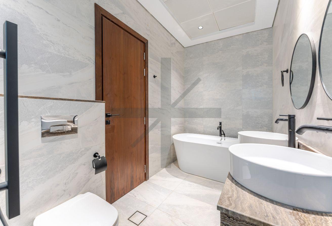 UPGRADED 6BR+MAID | PRIVATE POOL | ELEVATOR photo 9