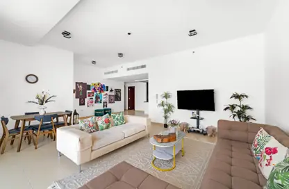 Apartment - 2 Bedrooms - 3 Bathrooms for rent in Rimal 1 - Rimal - Jumeirah Beach Residence - Dubai