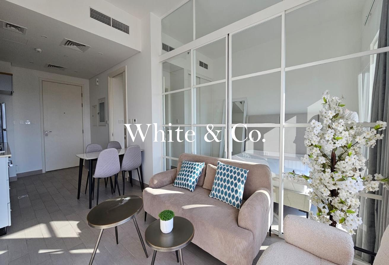 Vacant Now | Furnished | Community View photo 2
