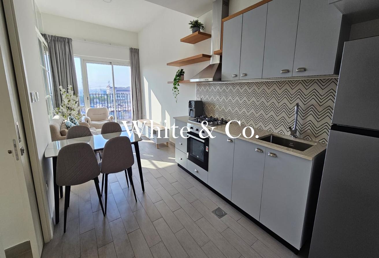 Vacant Now | Furnished | Community View photo 5
